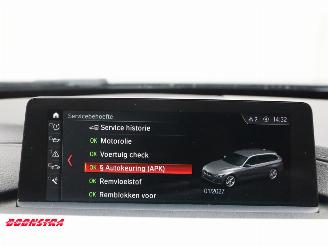 BMW 3-serie 318i Aut. M-Sport PDC Clima Navi LED LMV HIFI picture 26