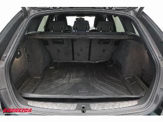 BMW 3-serie 318i Aut. M-Sport PDC Navi Clima LED LMV HIFI picture 22