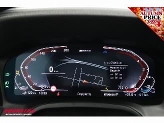 BMW 3-serie 330e High Executive HUD Pano Memory Camera SHZ Leder LED picture 22