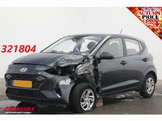 Damaged car Hyundai I-10 1.0 Comfort Camera Virtual Airco Navi Cruise AppleCarplay/AndroidAuto 2025/1