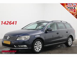 skadebil auto Volkswagen Passat Variant 1.4 TSI DSG Executive Edition Cruise Navi Clima SHZ PDC 140.541 km! 2013/6