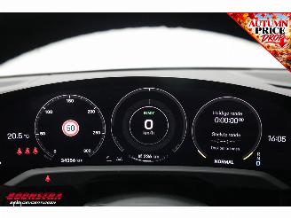 Porsche Taycan 93.4 kWh Perf.Bat.+ Chrono Pano ACC Bose 360° Memory Chalk picture 21