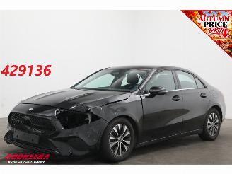 Vaurioauto  passenger cars Mercedes A-klasse 180 Business Line ACC Camera SHZ Virtual Clima Navi LED LMV 2023/10