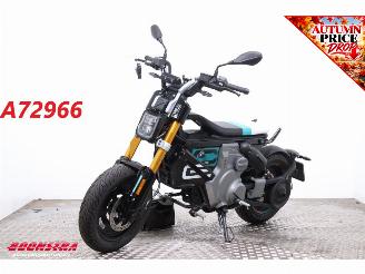 begagnad bil motor BMW  CE 02 ABS LED Bluetooth Heizgriffe 5.311 km! 2024/6