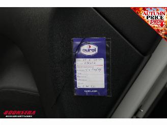 Volvo V-40 2.0 D2 Kinetic Cruise AHK SHZ Bluetooth picture 33
