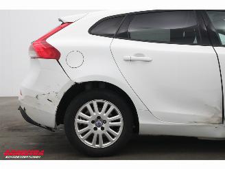 Volvo V-40 2.0 D2 Kinetic Cruise AHK SHZ Bluetooth picture 11