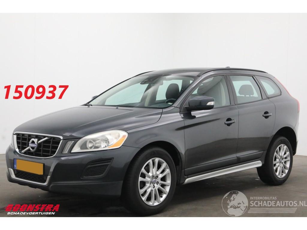 Volvo Xc-60 2.0 D3 Aut. Kinetic Cruise PDC AHK Bluetooth Clima