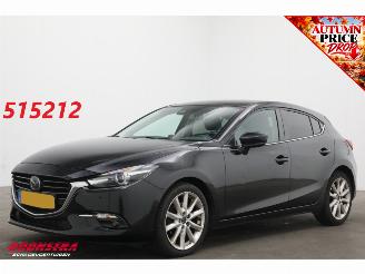 Vaurioauto  passenger cars Mazda 3 2.2 SkyActiv-D 150 GT-M HUD Bose Cruise Navi Leder Camera PDC Bluetooth Clima 2017/12