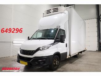 krockskadad bil bedrijf Iveco Daily 35C16 2.3 Aut. 375 Mitsubishi Thermal Cruise Bluetooth Airco 2020/1