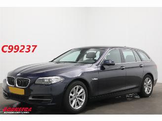 krockskadad bil auto BMW 5-serie Touring 520i Aut. High Executive Cruise Navi Leder Memory SHZ PDC AHK Bluetooth Clima 2015/3