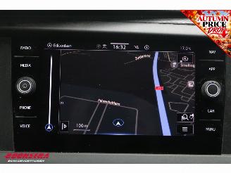 Volkswagen Transporter 2.0 TDI L2-H1 Cruise Navi Apple/Android PDC Airco picture 16