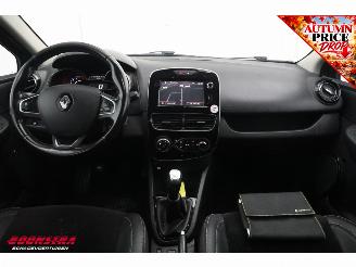 Renault Clio Estate 0.9 TCe Intens Cruise Navi Camera PDC Bluetooth Clima picture 17