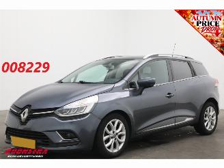 Schadeauto Renault Clio Estate 0.9 TCe Intens Cruise Navi Camera PDC Bluetooth Clima 2017/6