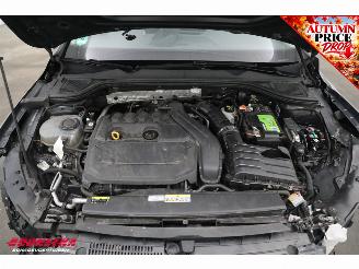 Volkswagen Golf Variant 1.5 eTSI DSG Style ACC Navi Virtual Apple/Android SHZ Camera PDC AHK Clima picture 8
