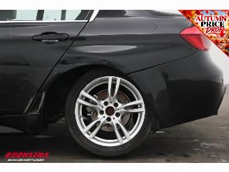 BMW 3-serie 320i High Executive M Sport Aut. Leder SHZ LED Apple/Android picture 8