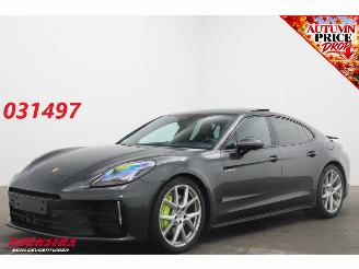 Vaurioauto  passenger cars Porsche Panamera 4 E-Hybrid PDLS+ PASM Chrono Pano ACC Bose 360° Memory 2026/2