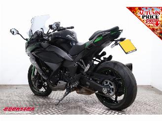 Kawasaki  Ninja 1000SX ABS LED Akrapovic Cruise Heizgriffe 16.667 km! picture 4