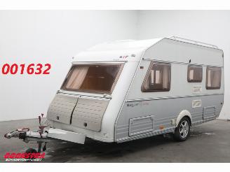 krockskadad bil caravan Kip  Navigator 44 TDB Mover Radio Middenkeuken Lengtebed Kachel 2003/1