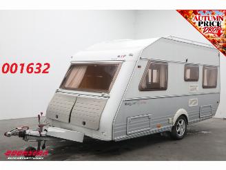 damaged caravans Kip  Navigator 44 TDB Mover Radio Middenkeuken Lengtebed Kachel 2003/1