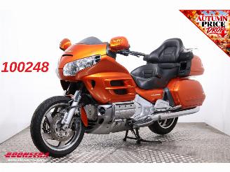 skadebil motor Honda GL 1800 Gold Wing Dual C-ABS Deluxe Reverse Cruise 2002/3