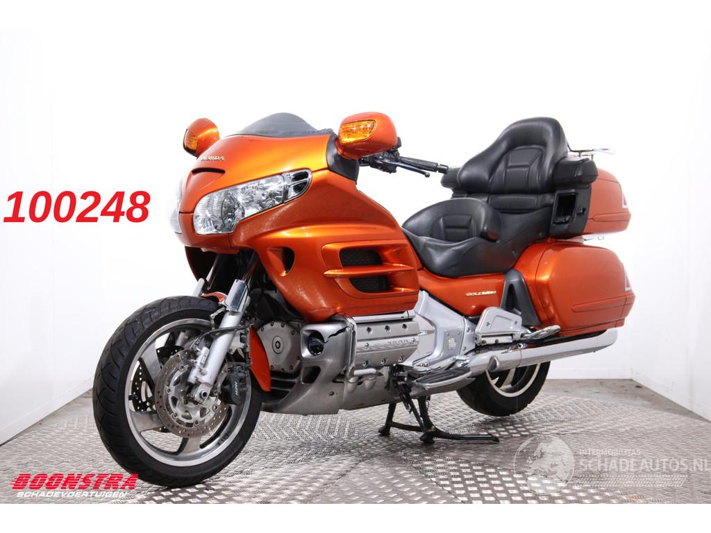 Honda GL 1800 Gold Wing Dual C-ABS Deluxe Reverse Cruise