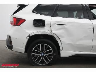 BMW iX1 eDrive20 67 kWh M Sport H/K ACC Navi Virtual Apple/Android Memory Camera PDC Clima picture 8