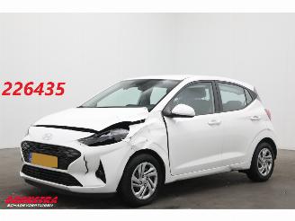 skadebil auto Hyundai I-10 1.0 Comfort Cruise Virtual Apple/Android Airco 2023/9