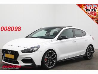 krockskadad bil auto Hyundai I-30 2.0 T-GDI N2 Performance Fastback Pano Navi SHZ LrHZ Camera PDC 2020/10