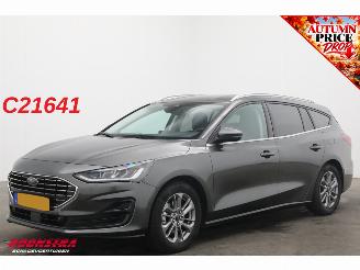 krockskadad bil auto Ford Focus 1.0 EcoBoost Aut. Hybrid Titanium LED Navi Apple/Android PDC Clima 2024/6