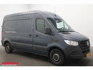 Mercedes eSprinter 55 kWh Camera Airco Bluetooth picture 2