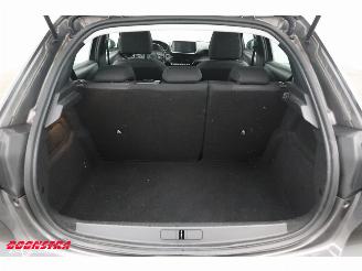 Peugeot 208 1.2 PureTech Active Clima Cruise Navi Apple/Android picture 23