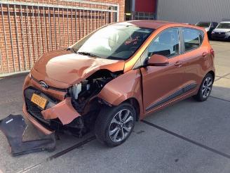 Vrakbiler auto Hyundai I-10 i10 (B5), Hatchback, 2013 / 2019 1.2 16V 2014/4