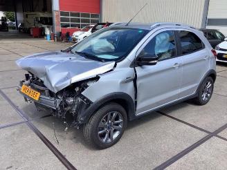 Coche siniestrado Ford Ka Ka+, Hatchback, 2016 1.2 2019/9