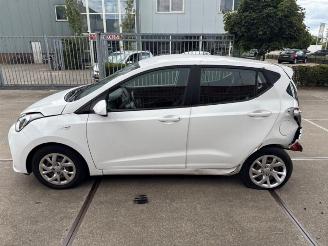 Hyundai I-10 i10 (B5), Hatchback, 2013 / 2019 1.0 12V picture 3