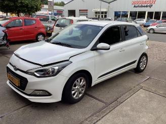  Hyundai I-20 i20 (GBB), Hatchback, 2014 / 2020 1.0 T-GDI 100 12V 2016/9