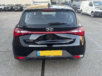 Hyundai I-20  picture 3