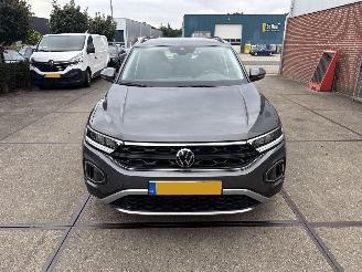 Vaurioauto  passenger cars Volkswagen T-Roc  2024/1