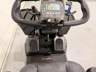 Mango  Scootmobiel FR-1 80ah accu + lader picture 7