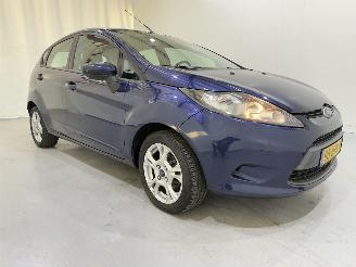 Schadeauto Ford Fiesta 5-Drs 1.25 Limites Airco 2010/10
