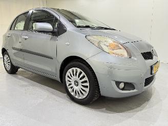 krockskadad bil auto Toyota Yaris 5-Drs 1.3 VVT-i Automaat Clima 2010/2