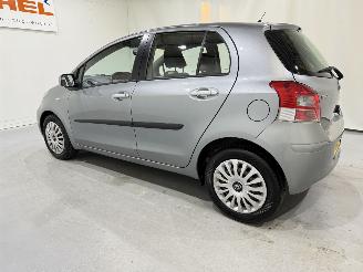Toyota Yaris 5-Drs 1.3 VVT-i Automaat Clima picture 4