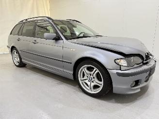 uszkodzony samochody osobowe BMW 3-serie Touring 318i Clima/Pano 2004/10