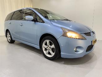 damaged passenger cars Mitsubishi Grandis 2.4-16V Intense 7-pers. 2005/1