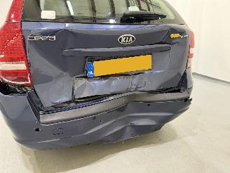 Kia Cee d SW 1.4 CVVT Navigator Plus picture 13