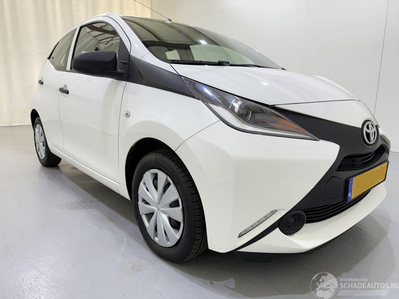 Toyota Aygo HB 1.0 VVT-i Airco NAP