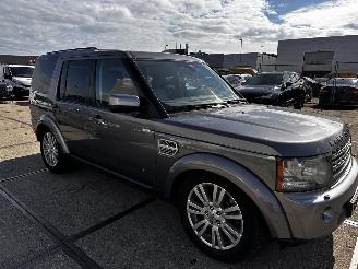 Vaurioauto  passenger cars Land Rover Discovery 4 3.0 TDV6 7 Pers Panorama MOTOR DEFECT 2010/1