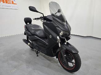dañado motos Yamaha X-Max 250 ABS 2016/7