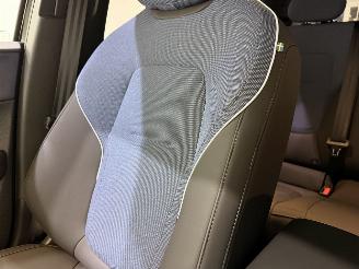 Volvo EX30 Extended Pure 69kWh 200kW picture 39