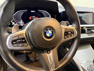BMW 3-serie Sedan 330e M Sport Aut8 picture 17