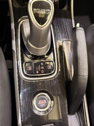 Mitsubishi Outlander 2.0 PHEV Instyle+ 4WD Aut. picture 20